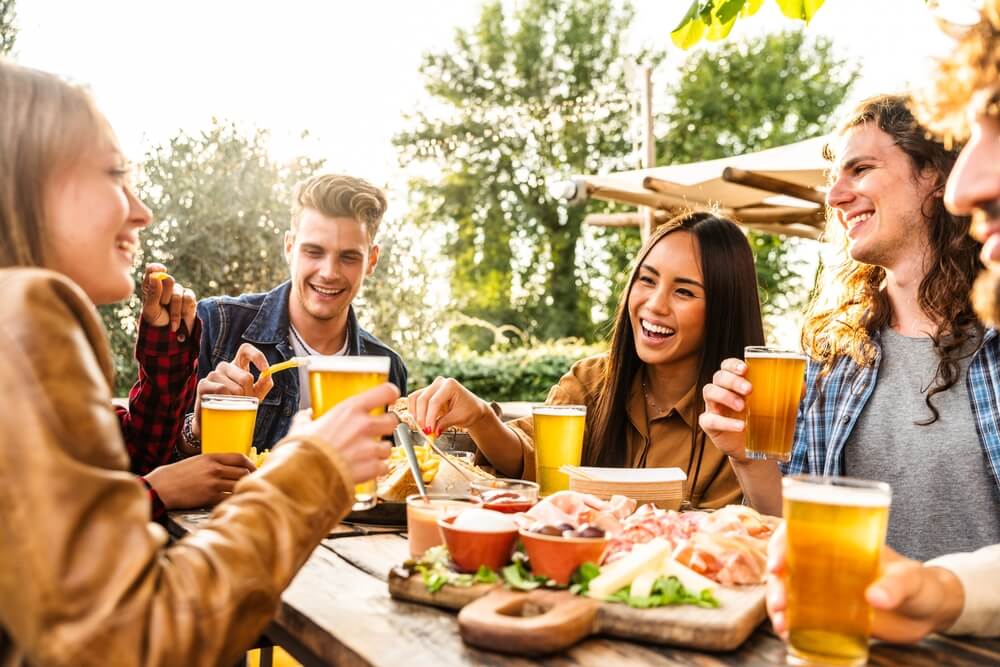 A group of adults at a Kauai brewery.